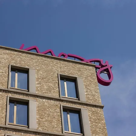 Moxy Excel Отель Лондон
