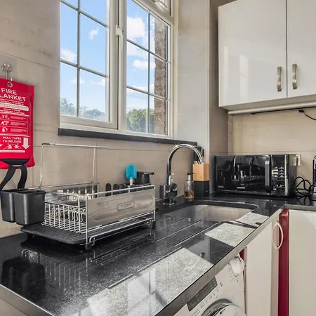 Luxe - Hyde Park - 2bed 3bath A/c + Lift *