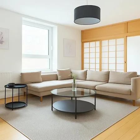 2 Bed Flat With Balcony In Dalston Apartment