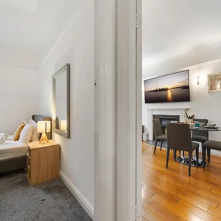 Stylish 2 Bedroom On Marylebone High St Apartamento