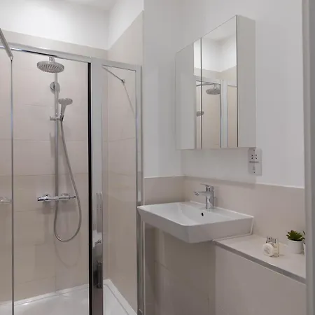 Lejlighed Homely - Prestige Camden