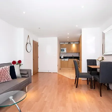 2 Bed With Large Terrace *
