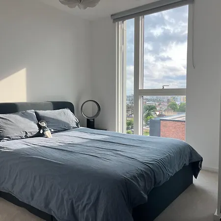 3 Beds With Fabulous Views London