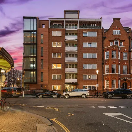 Modern Ground Floor Apartment With Harrods View And Ac ロンドン