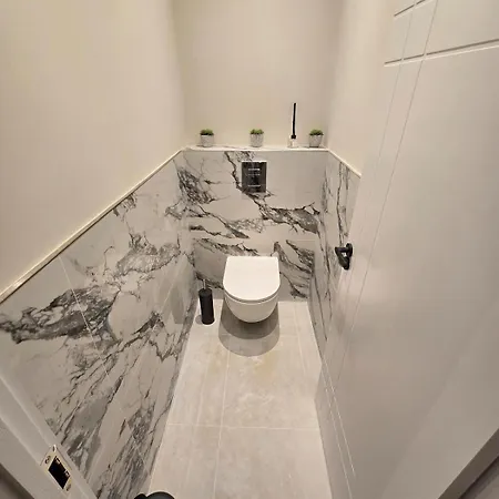 Kew View 2br Sleeps 9, Walk To Tube & Sights Apartamento *
