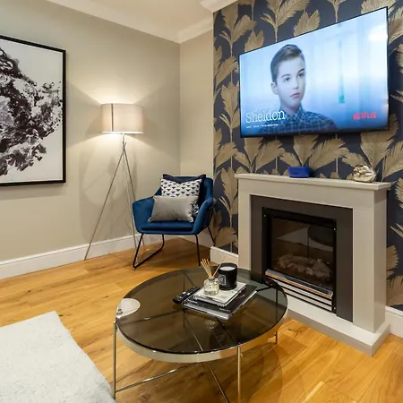 Apartment Luxury 3bd 3bth Knightsbridge, South Kensington