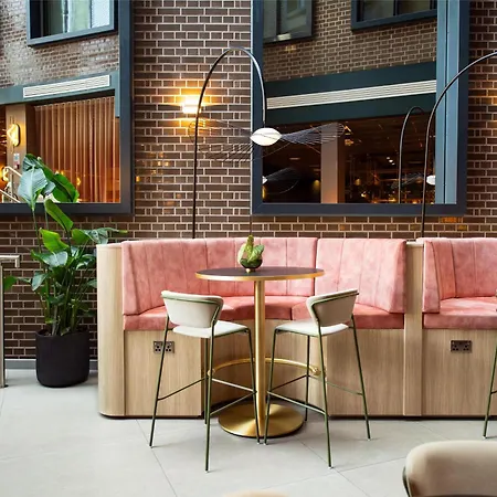 Yotel Hotel
