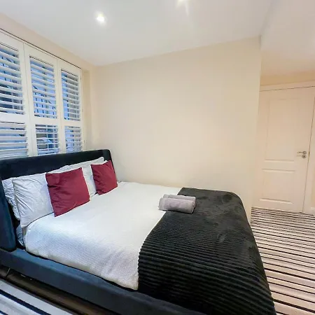 Appartamento 3 Bedroom With Private Terrace In Pimlico, Westminster, Victoria
