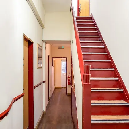 Lovely In With Patio, Cleaning Included Apartment *