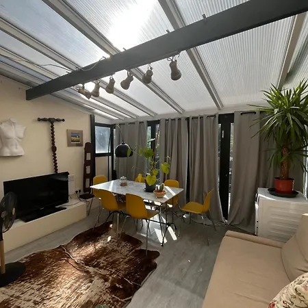 Cosy Camden 2 Bedroom With Terrace