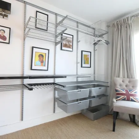Tower Bridge - Stunning 2 Bed Ensuite Flat Apartment