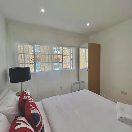 In King Cross Apartment