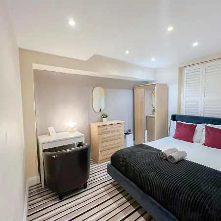 3 Bedroom With Private Terrace In Pimlico, Westminster, Victoria * Londra