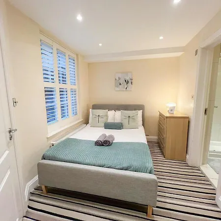 3 Bedroom With Private Terrace In Pimlico, Westminster, Victoria * Londra