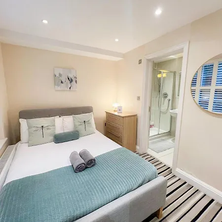 3 Bedroom With Private Terrace In Pimlico, Westminster, Victoria Appartamento