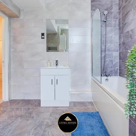 Apartment Stylish 1 Bed By Livra Estate Short Lets & Serviced With Free Parking