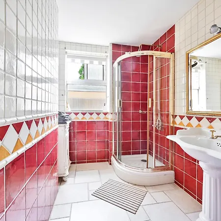 Bloomrooms@knightsbridge/hydepark