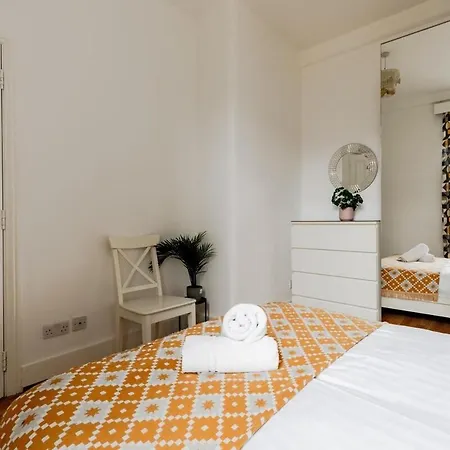 Hyde Park Designer Serviced With A/c London