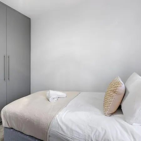 Stylish 3br House Close To Wembley Stadium And Arena 度假居 伦敦