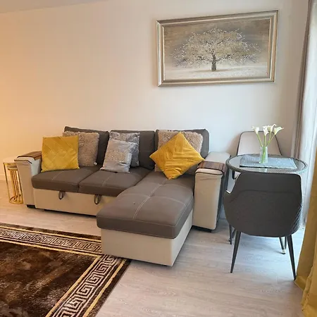 Brand New Three Bedroom Luxury In Harrow * Hatch End