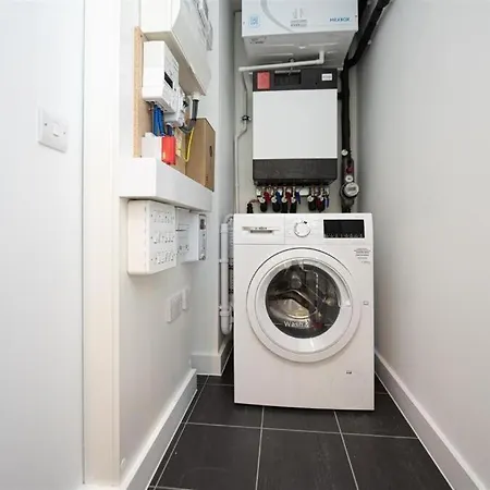 Perfect For Bridge & St Kathrine Docks 2 Bed With Ac Apartment *