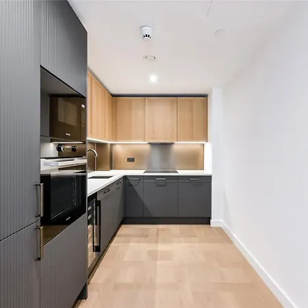 Apartment Perfect For Bridge & St Kathrine Docks 2 Bed With Ac London