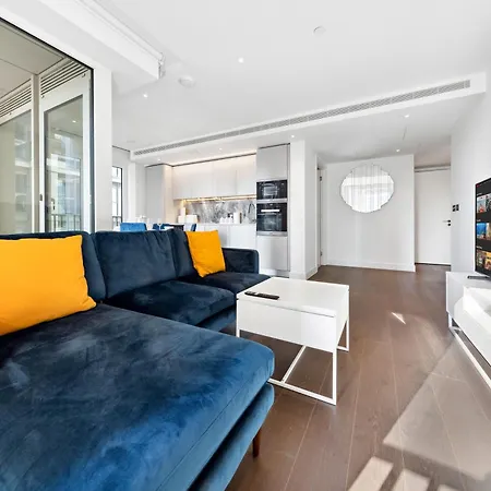 Luxury Sky Scraper Building Modern 2 Bedroom Next To Westfield Shopping Mall London! Apartamento Londres