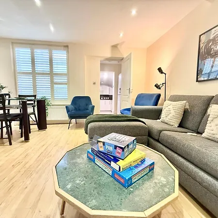 Appartamento 3 Bedroom With Private Terrace In Pimlico, Westminster, Victoria