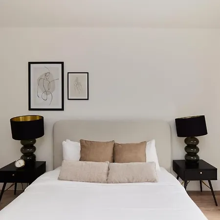 The Wembley Park Sanctuary - Stunning 2bdr Flat With Balcony London