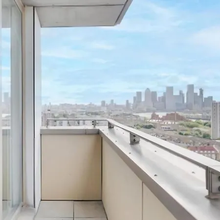 View Apartment, Short Walk To Tower Bridge, Free Parking ロンドン