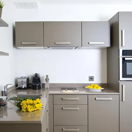 The Rosebery By Supercity 4*