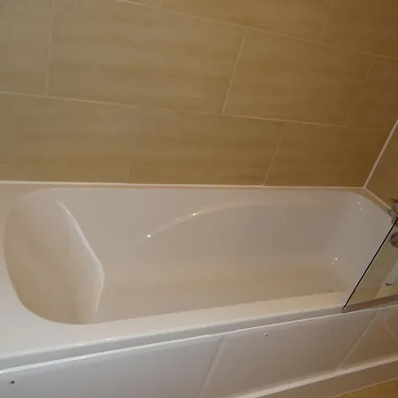 Vallance Road House Penzion 2*