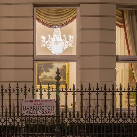 Bentley Hotel London