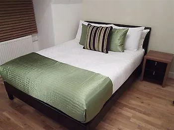 Oak 3* Enfield