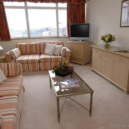 Thistle Westminster 4*