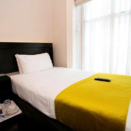 Bloomsbury Palace Hotel 4*