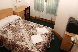 Hotel Elmwood 2*