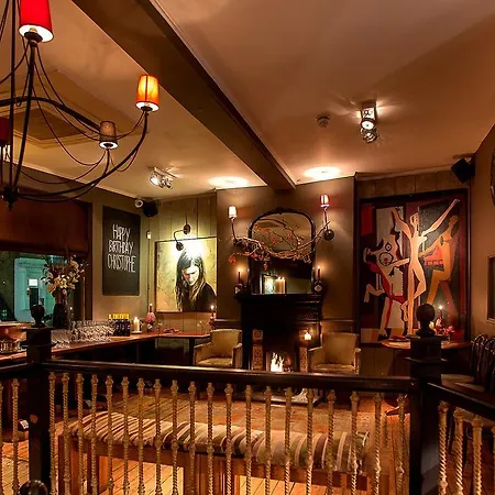 The Crown And Sceptre London