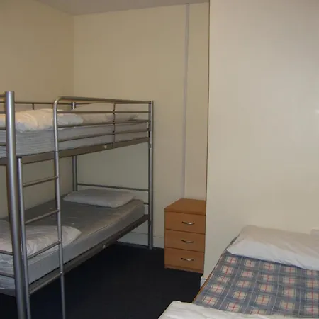 Continental Hostel *