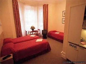 Astons Hotel London