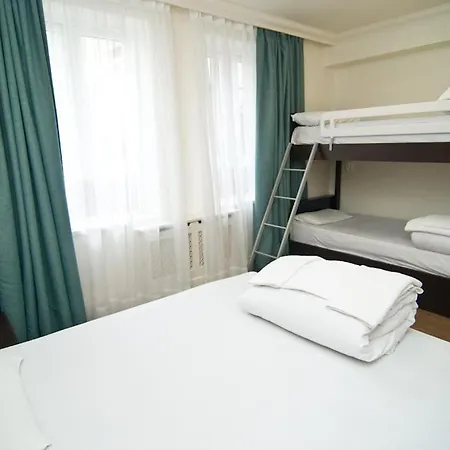 Park View Hotel 3*