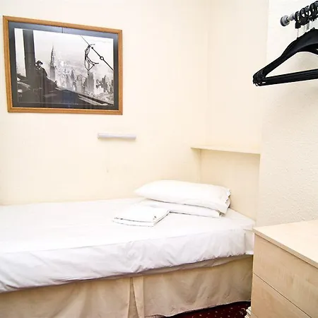 Bed & Breakfast Five Kings London