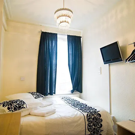 Bed & Breakfast Five Kings London