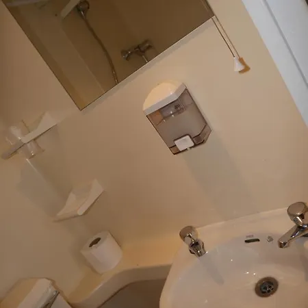 Bed & Breakfast Five Kings 2*