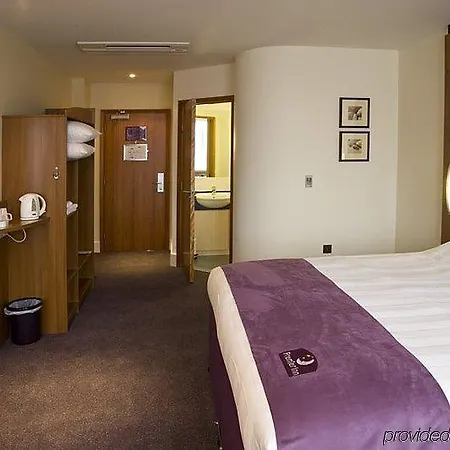 Premier Hotel