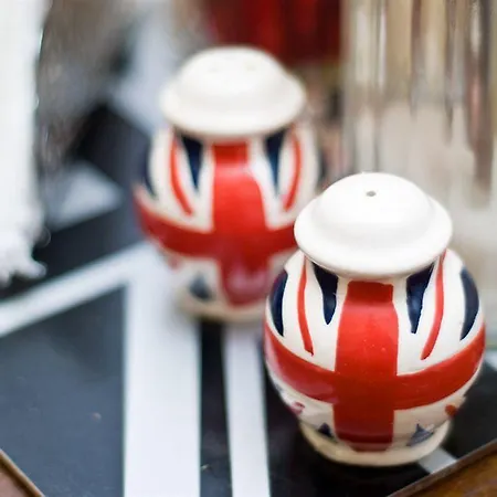 Five Kings Bed & Breakfast London