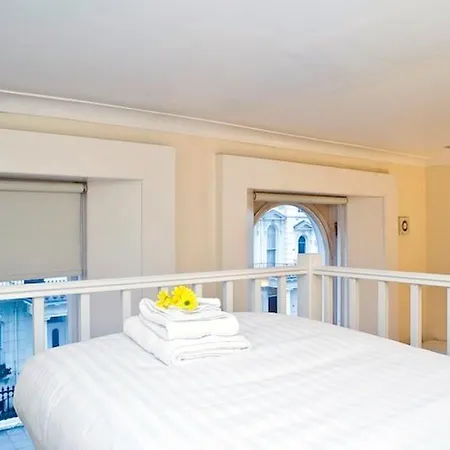 Apartment My Apartments Collingham Place London
