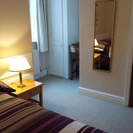 Brook Hotel 3*