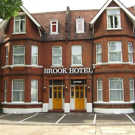 Hotel Brook