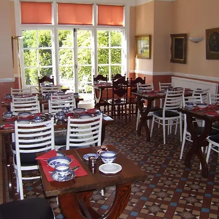 Hotel Brook